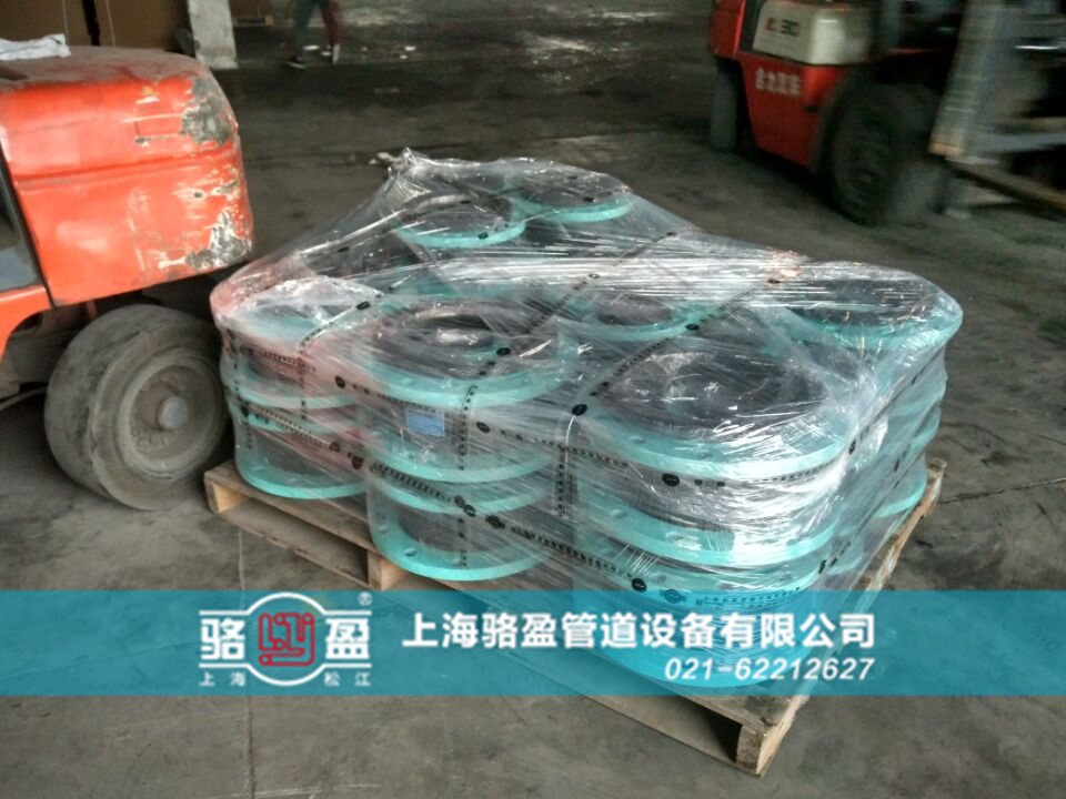 橡膠接頭怎么能夠抵御不同的使用環境