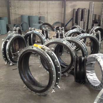 橡膠接頭的質保期是多久，他的使用年限又是多久