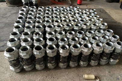 <a href=http://www.mingjiapipe.cn.cn target=_blank class=infotextkey>絲扣橡膠接頭</a>重慶市北碚區(qū)生產(chǎn)廠家